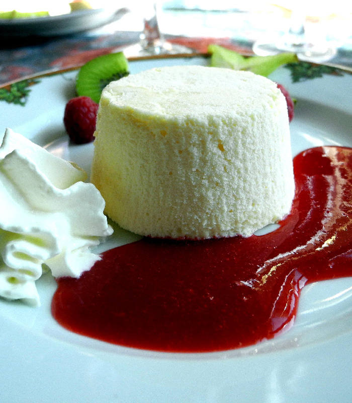 Soufflé glacé au Grand-Marnier